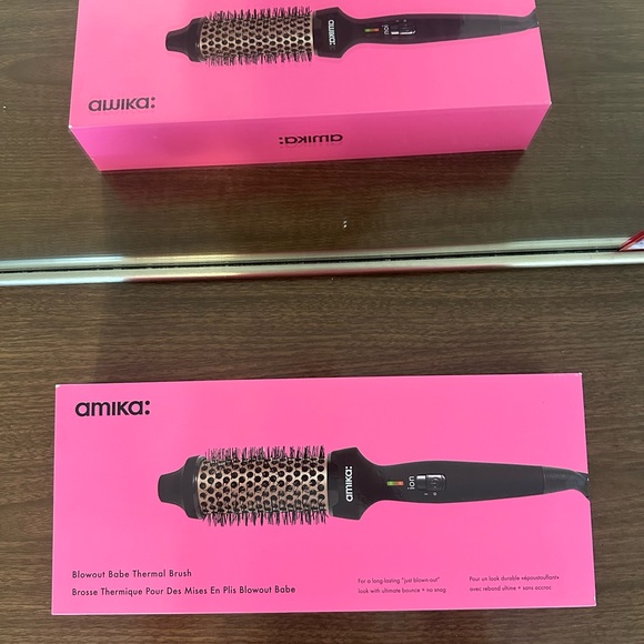 Amika Blowout Babe Thermal Brush - Pink and Black (New in Box) - Picture 1 of 2